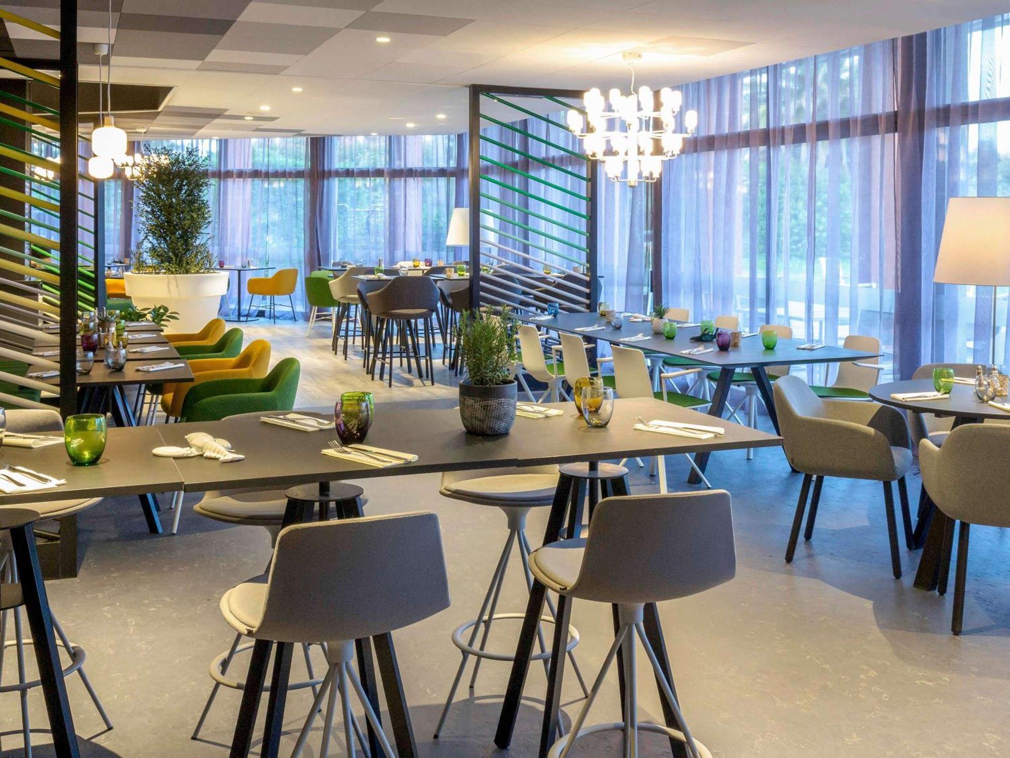 Mercure Hyeres Centre Cote D'Azur Exterior foto